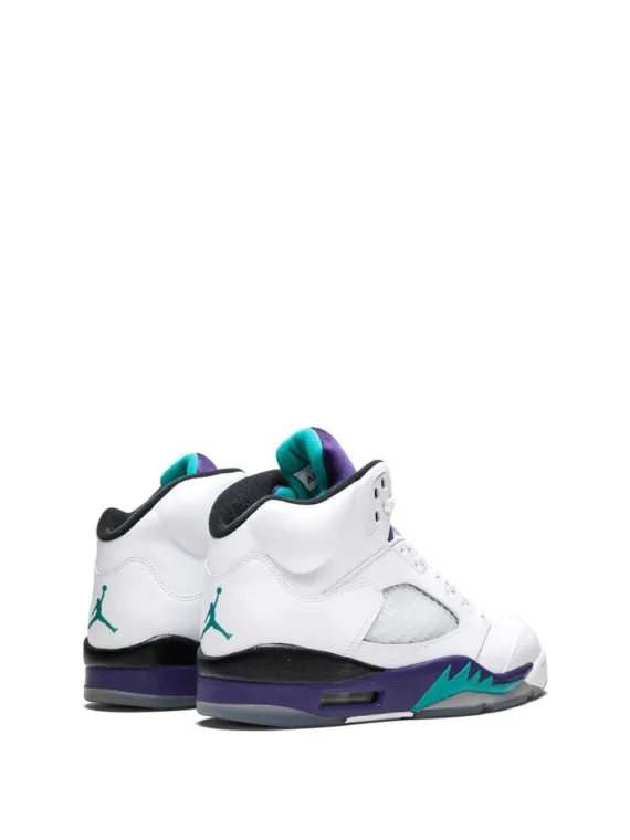 ⁦NIKE Air Jordan 5 Retro "Grape" sneakers⁩ – תמונה ⁦3⁩