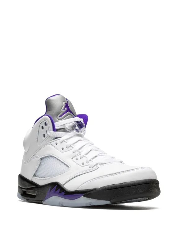 ⁦NIKE Air Jordan 5 Retro sneakers⁩ – תמונה ⁦2⁩