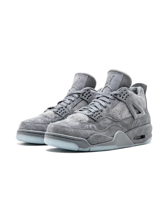 ⁦NIKEx Kaws Air Jordan 4 Retro sneakers⁩ – תמונה ⁦2⁩