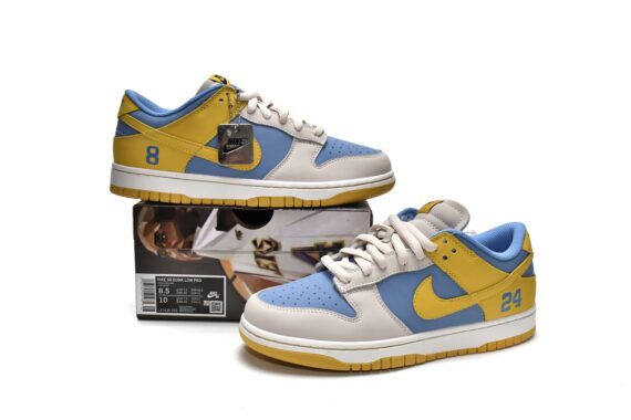 ⁦NIKE SB Dunk Low Kobe⁩ – תמונה ⁦2⁩