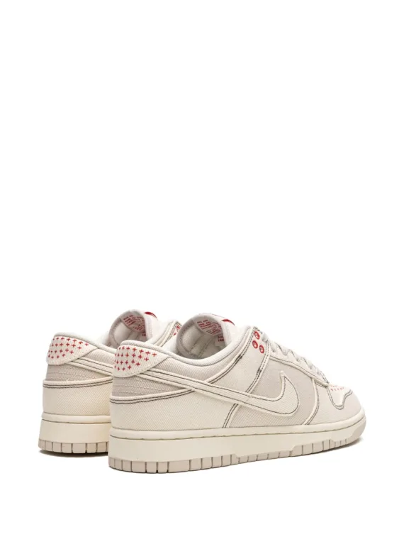 ⁦NIKE Dunk Low Shashiko "Light ewood Brown" sneakers⁩ – תמונה ⁦3⁩