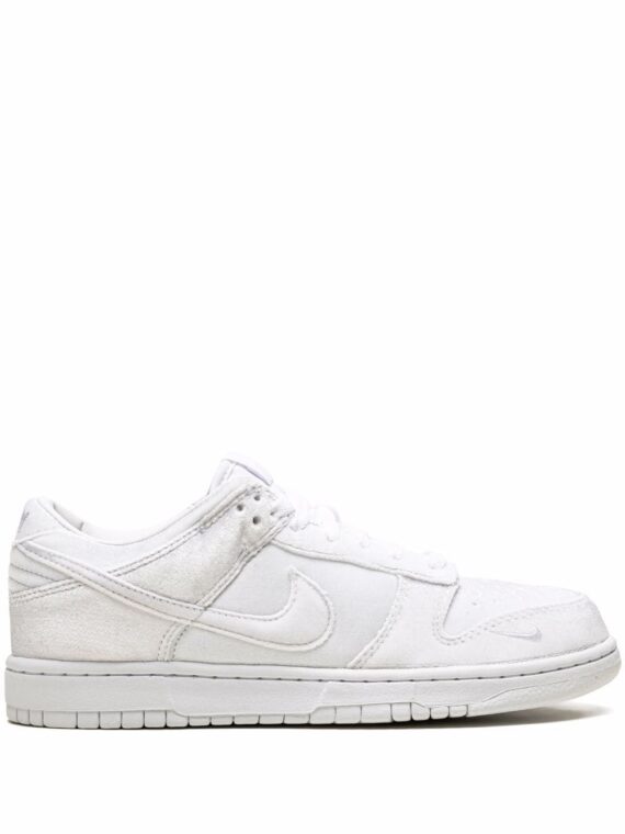 NIKE x Dover Street Market Nike Dunk Low "Triple White Velvet" sneakers