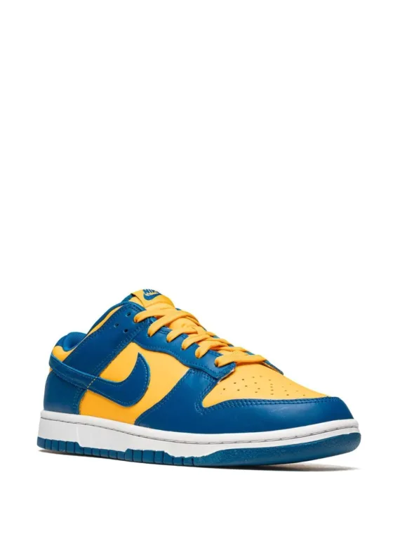 ⁦NIKE Dunk Low Retro "UCLA" sneakers⁩ – תמונה ⁦2⁩