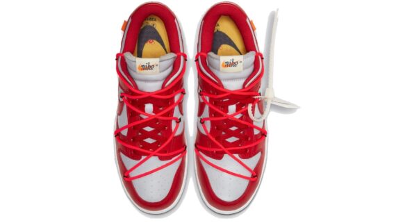 ⁦NIKE Dunk low offwhite University red⁩ – תמונה ⁦2⁩