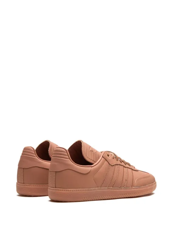 ⁦נעלי אדידס סמבה- x Pharrell Humanrace Humanrace Samba "Terracotta" sneakers⁩ – תמונה ⁦3⁩