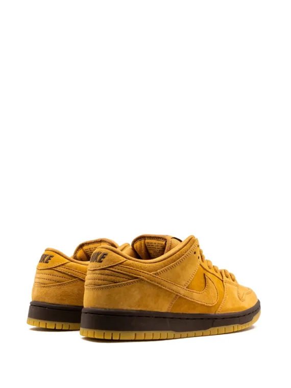 ⁦NIKE Dunk Low Pro "Wheat Mocha" sneakers⁩ – תמונה ⁦3⁩