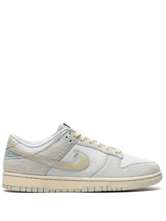 NIKE Dunk Low Retro "Gone Fishing" sneakers