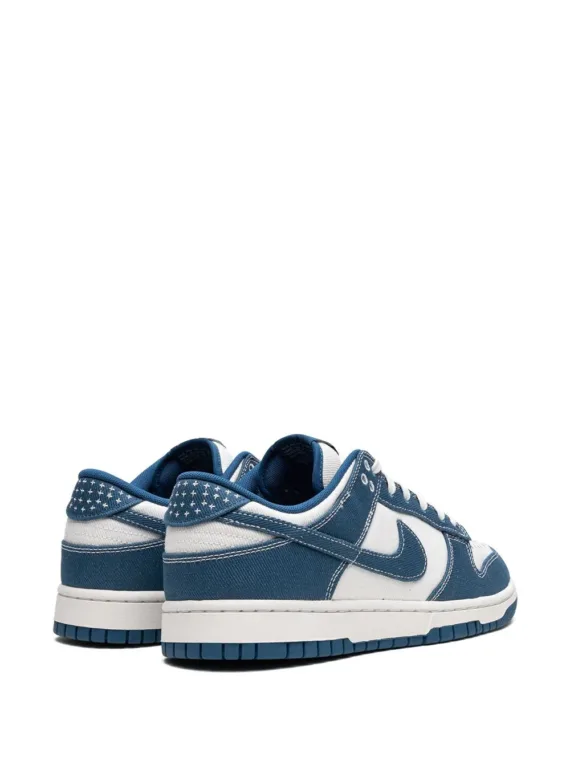 ⁦NIKE Dunk Low Shashiko "Industrial Blue" sneakers⁩ – תמונה ⁦3⁩