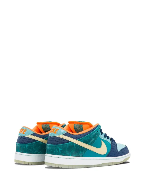 ⁦NIKE Dunk Low Premium SB sneakers⁩ – תמונה ⁦3⁩