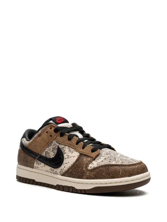 ⁦NIKE Dunk Low Co.Jp Premium "Brown Snakeskin" sneakers⁩ – תמונה ⁦2⁩