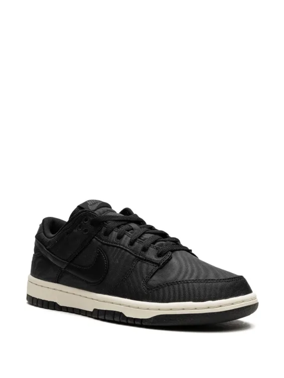 ⁦NIKE Dunk Low Retro PRM "Black Canvas" sneakers⁩ – תמונה ⁦2⁩