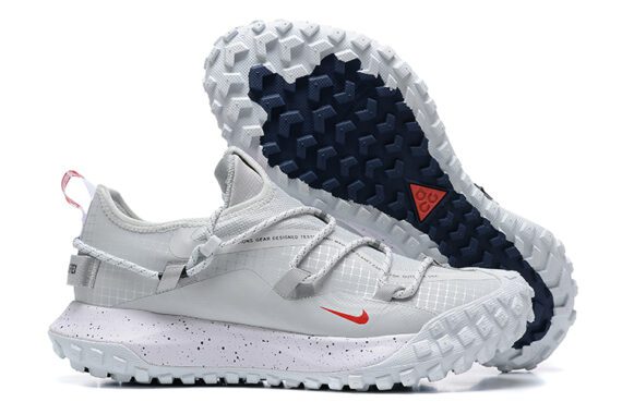 ⁦Nike ACG MOUNTAIN FLY LOW GTX 'TEAM USA'⁩ – תמונה ⁦3⁩