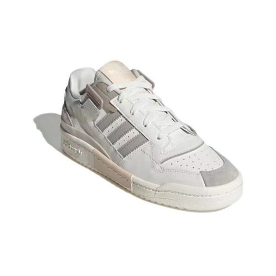 ⁦אדידס פורום - ADIDAS FORUM Low Grey/off white SNEAKERS⁩ – תמונה ⁦3⁩