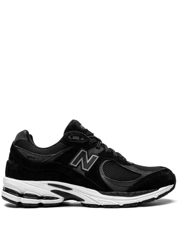 ניו באלאנס - New Balance 2002 R Black/Gunmetal sneakers