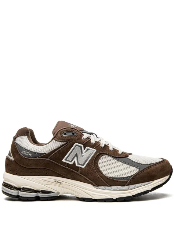 ⁦ניו באלאנס - New Balance 2002 R Brown/Beige sneakers⁩ – תמונה ⁦4⁩