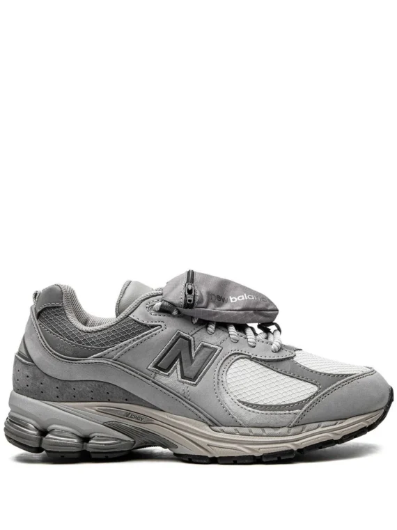 ניו באלאנס - New Balance 2002 R Grey Pocket sneakers