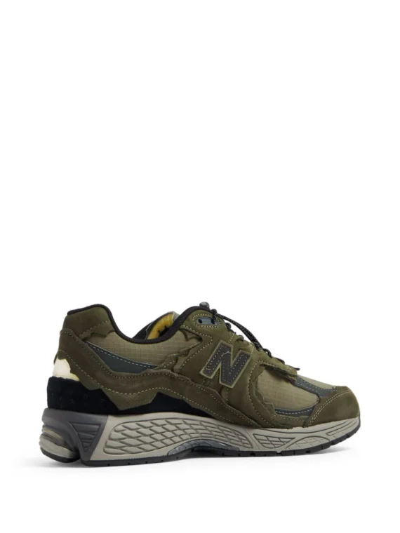 ⁦ניו באלאנס - New Balance 2002 R panelled low-top sneakers⁩ – תמונה ⁦3⁩