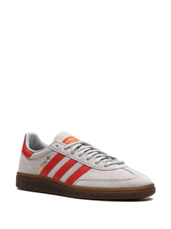 ⁦אדידס ספציאל- Adidas Handball Spezial Red Stripe sneakers⁩ – תמונה ⁦2⁩