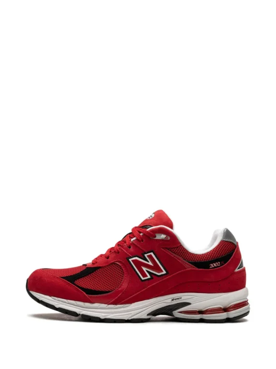 ⁦ניו באלאנס - New Balance 2002 R Team Red sneakers⁩ – תמונה ⁦5⁩