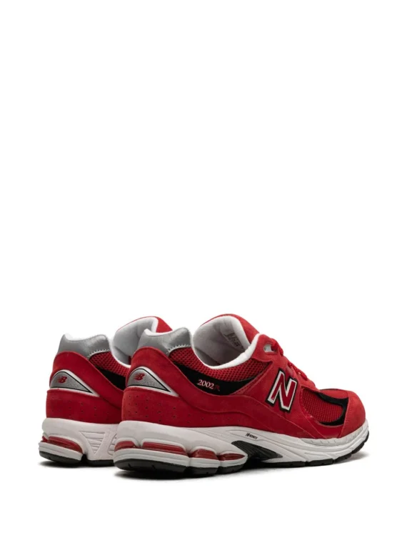 ⁦ניו באלאנס - New Balance 2002 R Team Red sneakers⁩ – תמונה ⁦3⁩