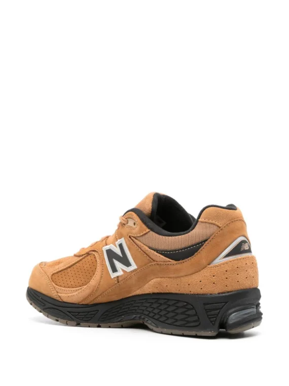 ⁦ניו באלאנס - New Balance 2002 logo-patch sneakers⁩ – תמונה ⁦3⁩