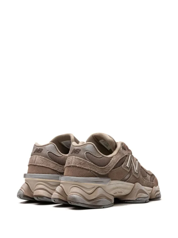 ⁦ניו באלאנס- New Balance 9060 "Mushroom Brown" Sneakers⁩ – תמונה ⁦3⁩