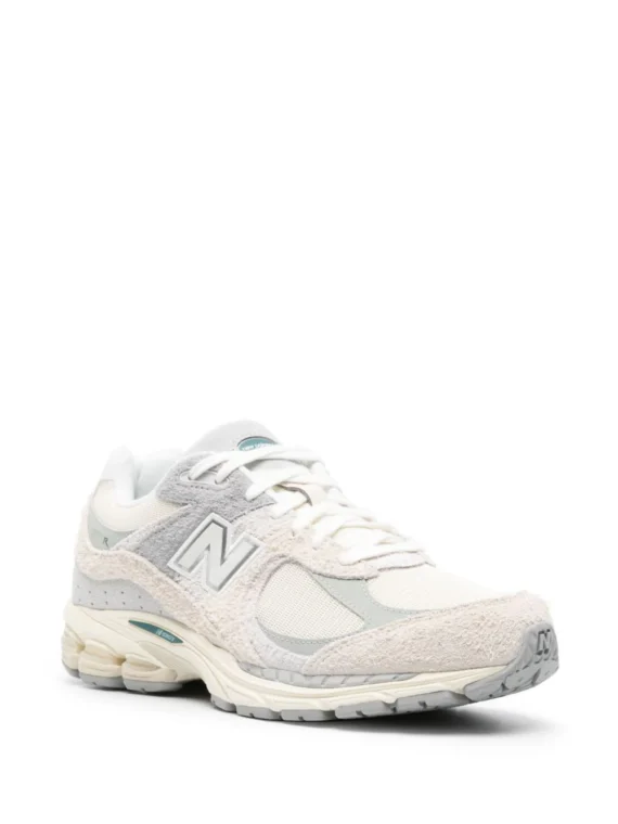 ⁦ניו באלאנס - New Balance 2002 R panelled  sneakers⁩ – תמונה ⁦2⁩