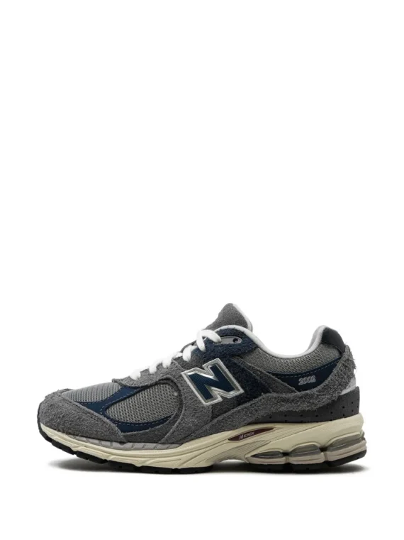 ⁦ניו באלאנס - New Balance 2002 R Navy sneakers⁩ – תמונה ⁦4⁩