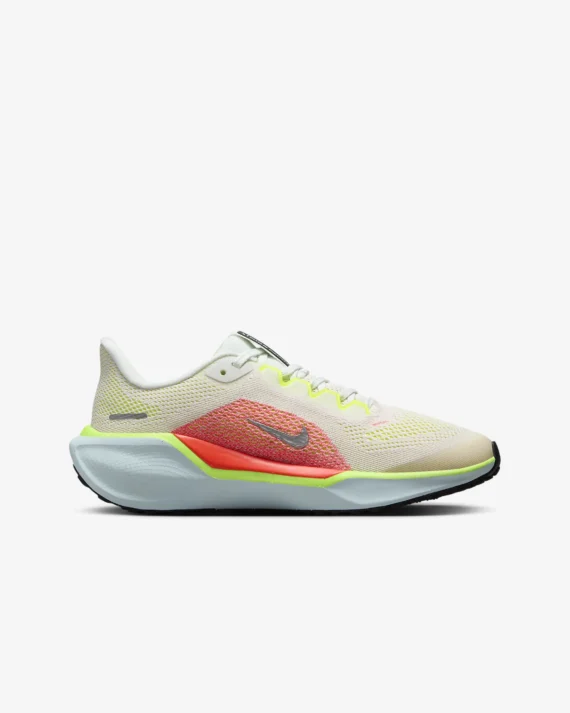 ⁦נעלי נייק פגסוס - Nike Pegasus 41 Summit White Bright⁩ – תמונה ⁦3⁩