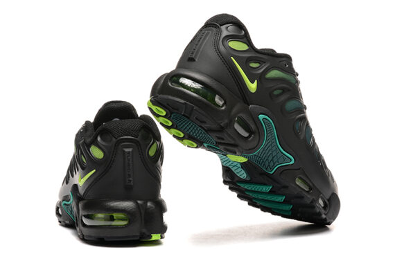 ⁦נעלי נייק- NIKE AIR MAX PLUS DRIFT Black Green Blue⁩ – תמונה ⁦2⁩