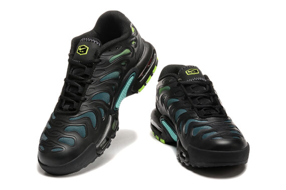 ⁦נעלי נייק- NIKE AIR MAX PLUS DRIFT Black Green Blue⁩ – תמונה ⁦3⁩