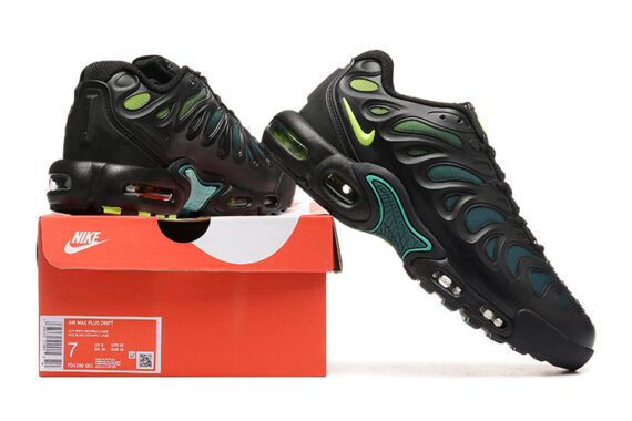 ⁦נעלי נייק- NIKE AIR MAX PLUS DRIFT Black Green Blue⁩ – תמונה ⁦5⁩