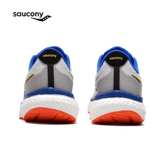 ⁦נעלי סאקוני - Saucony Triumph White⁩ – תמונה ⁦3⁩