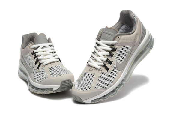 ⁦נעלי נייק - NIKE AIR MAX 2013 Silver⁩ – תמונה ⁦8⁩