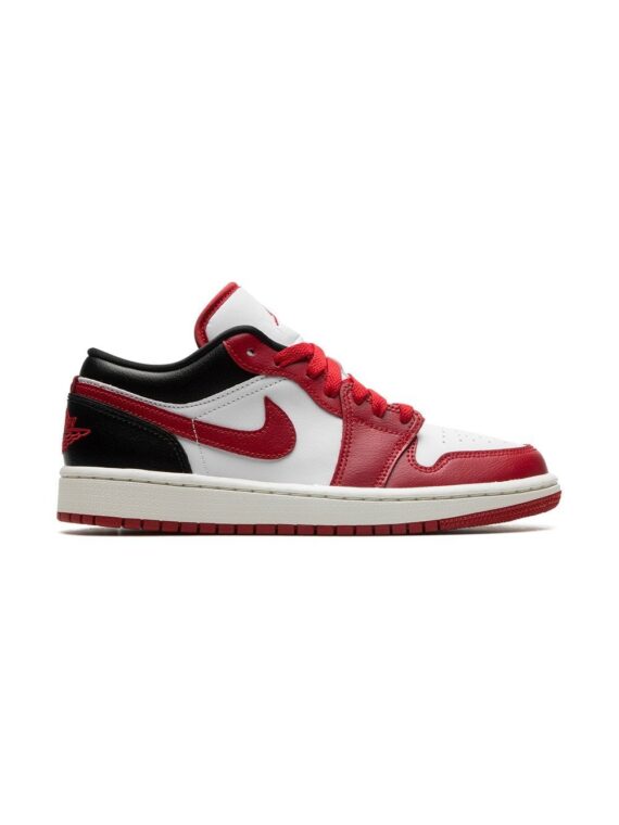 נייק ג'ורדן -NIKE AIR JORDAN 1 LOW - Reverse Black Toe