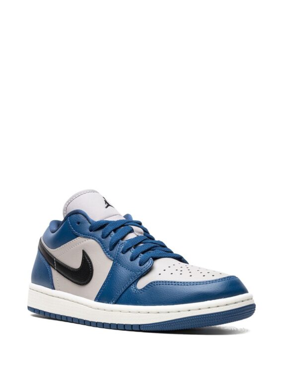 ⁦נייק ג'ורדן -NIKE AIR JORDAN 1 LOW - French Blue⁩ – תמונה ⁦2⁩