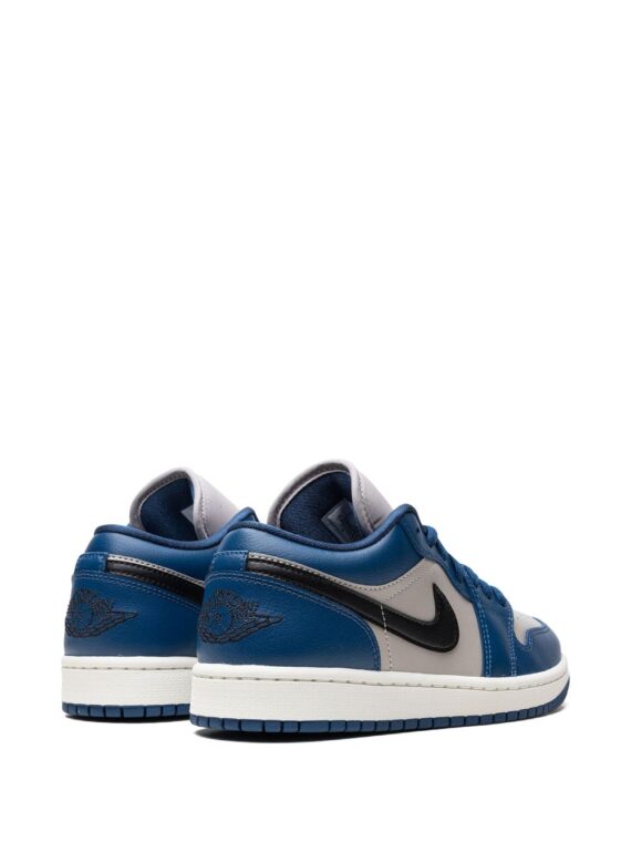 ⁦נייק ג'ורדן -NIKE AIR JORDAN 1 LOW - French Blue⁩ – תמונה ⁦3⁩