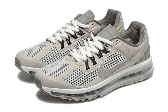 ⁦נעלי נייק - NIKE AIR MAX 2013 Silver⁩ – תמונה ⁦5⁩