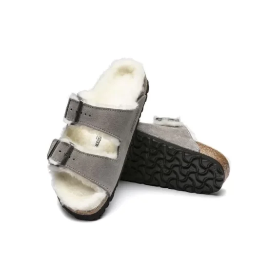 ⁦כפכפי בירקנשטוק | Birkenstock Arizona fur Gray⁩ – תמונה ⁦2⁩