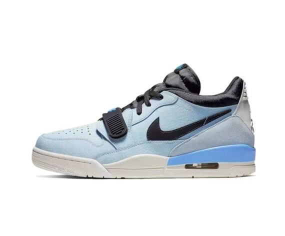 נייק ג'ורדן -NIKE AIR JORDAN LEGACY 312 Sky Blue Black